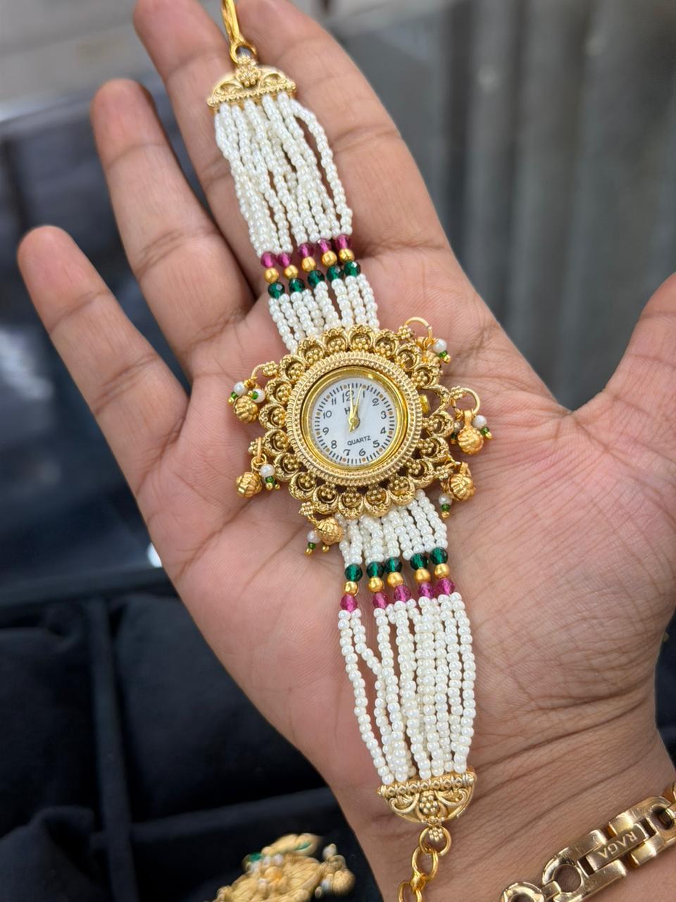 Viral Pearl Heritage Watch