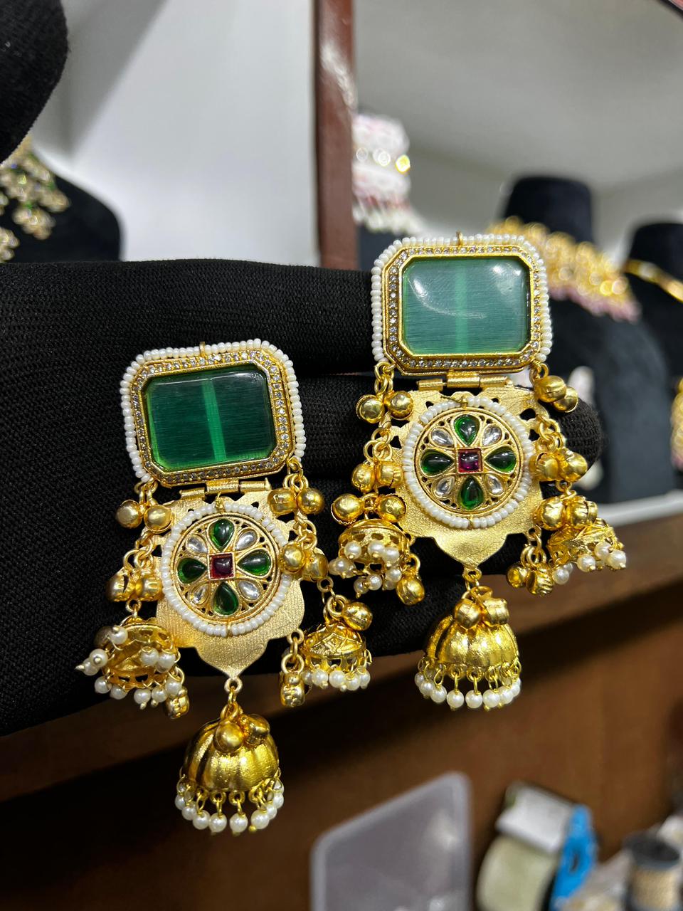 Luxe Panna Festive Danglers