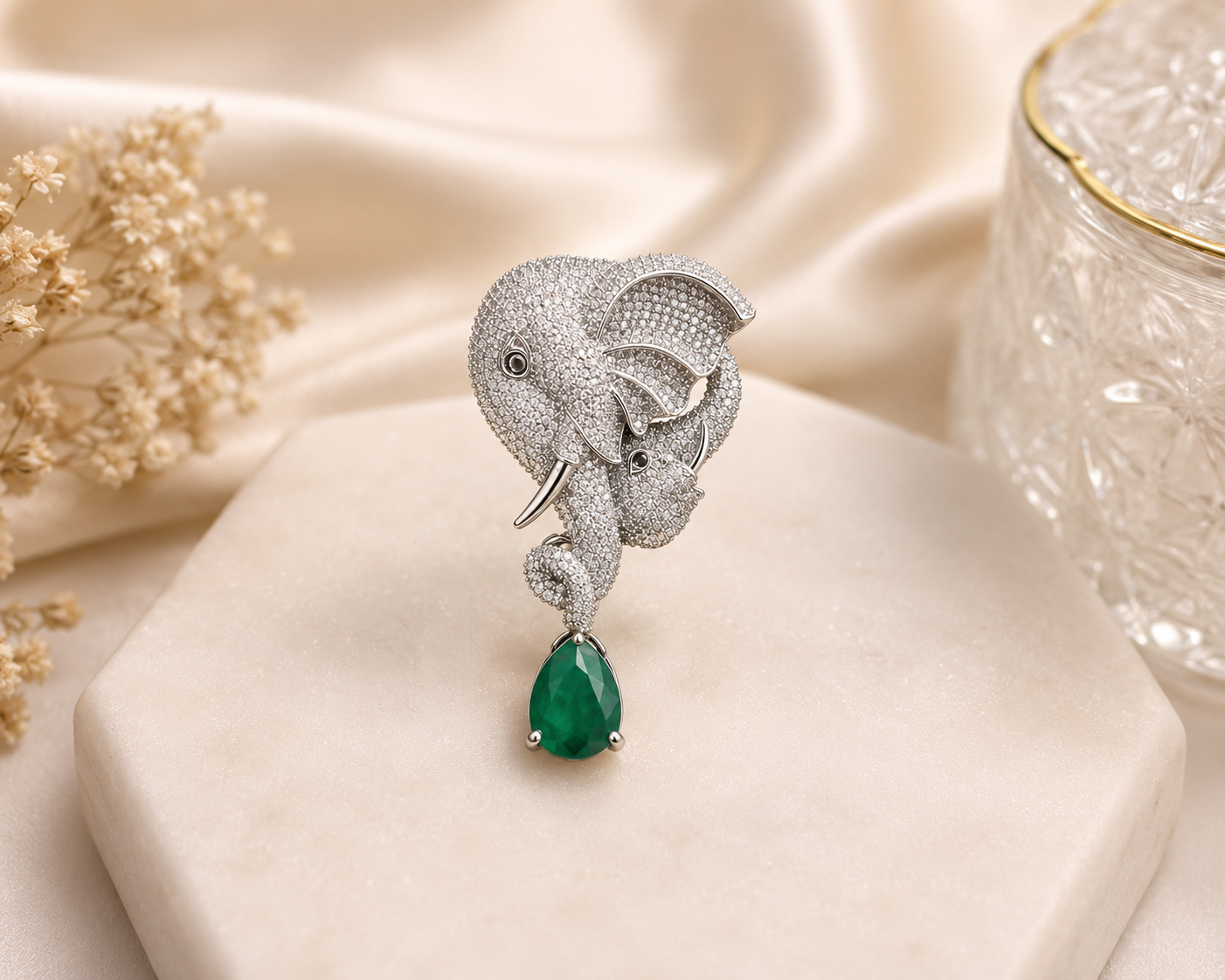 Luxury Elephant Brooch (Cop